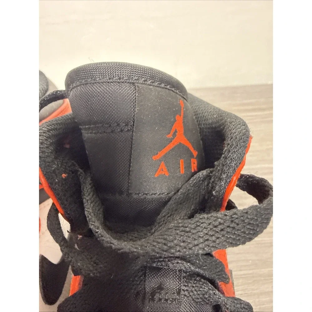 Nike Air Jordan 1 Retro High GS 'Rare Air' 2016 705300-800‎ Youth Size 6Y